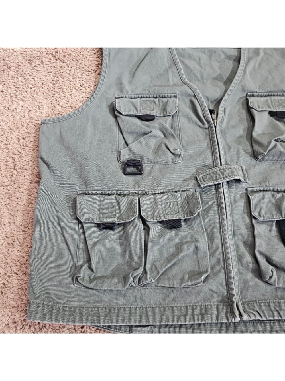 Eddie Bauer Utility Vest Mens XL Gray Full Zip V Neck Activewear Fishing Outdoor - Picture 3 of 11